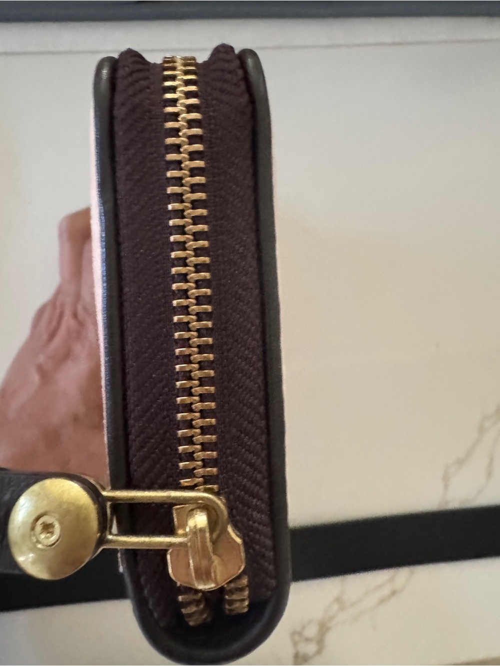 NWOT Juicy Couture Pink Velvet Crest Zip Wallet with Brown Trim - Picture 3 of 8